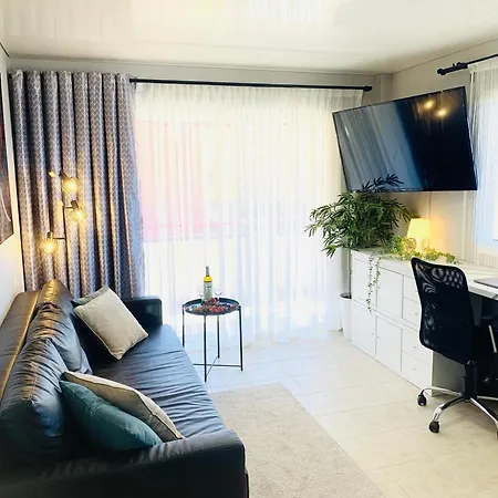 Apartment Large Terrace Jardin